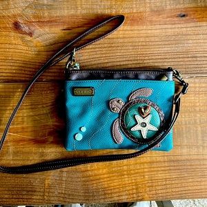 Chala Cross Body sea turtle purse